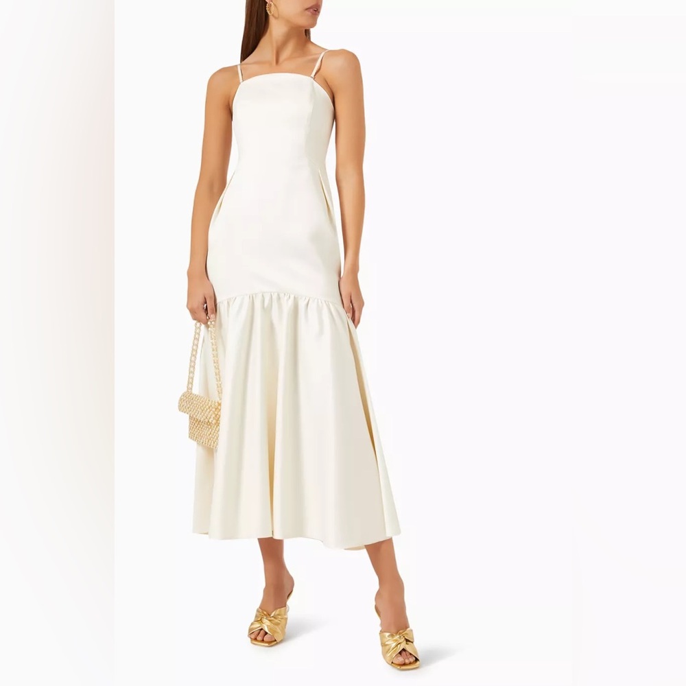 QUI PRIVE Ruffle Dress in Satin, size 36